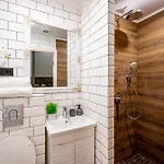 нова 3-кімнатна та поряд студійна двоярусна Loft у центрі одеси אודסה