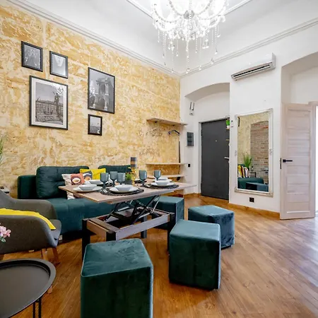Апартаменти нова 3-кімнатна та поряд студійна двоярусна Loft у центрі одеси Одеса